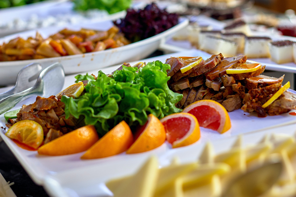Bratwursttheater_Buffet