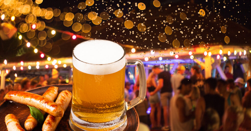Himmelfahrtsparty mit Bratwurst, Bier und Blasmusik