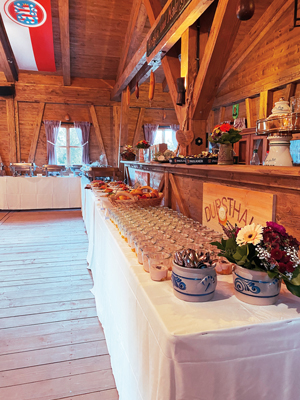 Wursthaus-Buffet-_Tagungen-im-Bratwurstmuseum-web